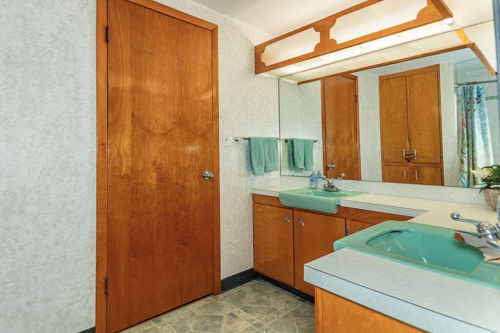 Lakehurst Bungalow - Photo 17